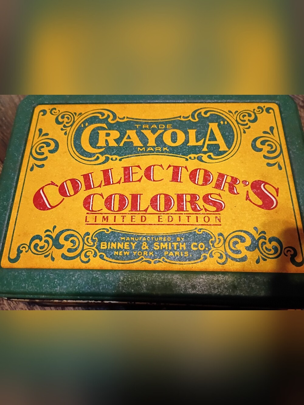 Vintage Crayola Collectors Colors Limited Edition Tin w/ Crayons & Receipt